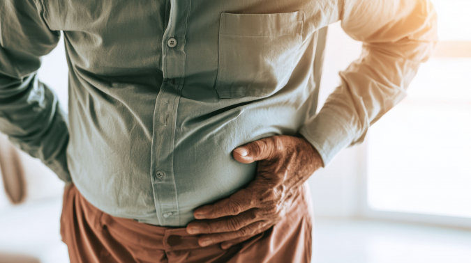 Infecci�n de orina en hombres: s�ntomas y por qu� tambi�n les afecta