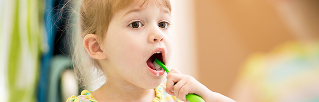 Cuida a tu hijo/a para que crezca con unos dientes perfectos y saludables